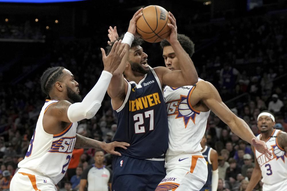 篮球赛场中 篮球赛场中